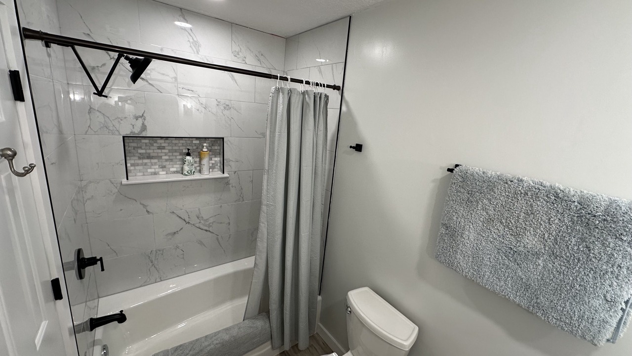 Photo of Bathroom in Lydia