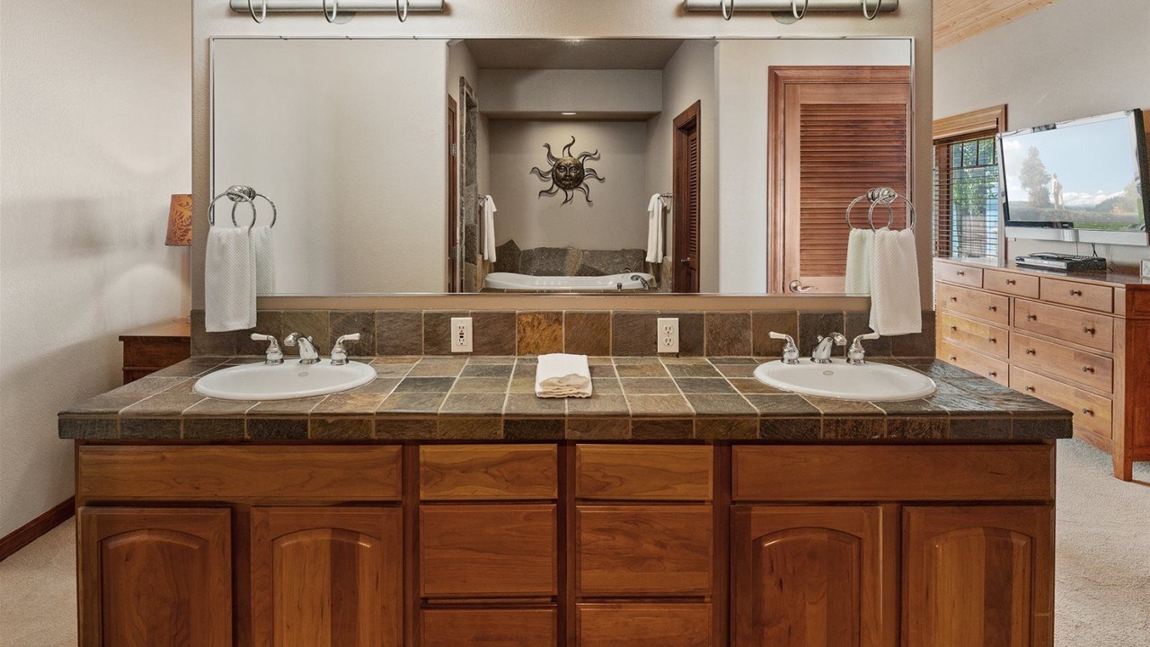 Photo of Bathroom in East Hope