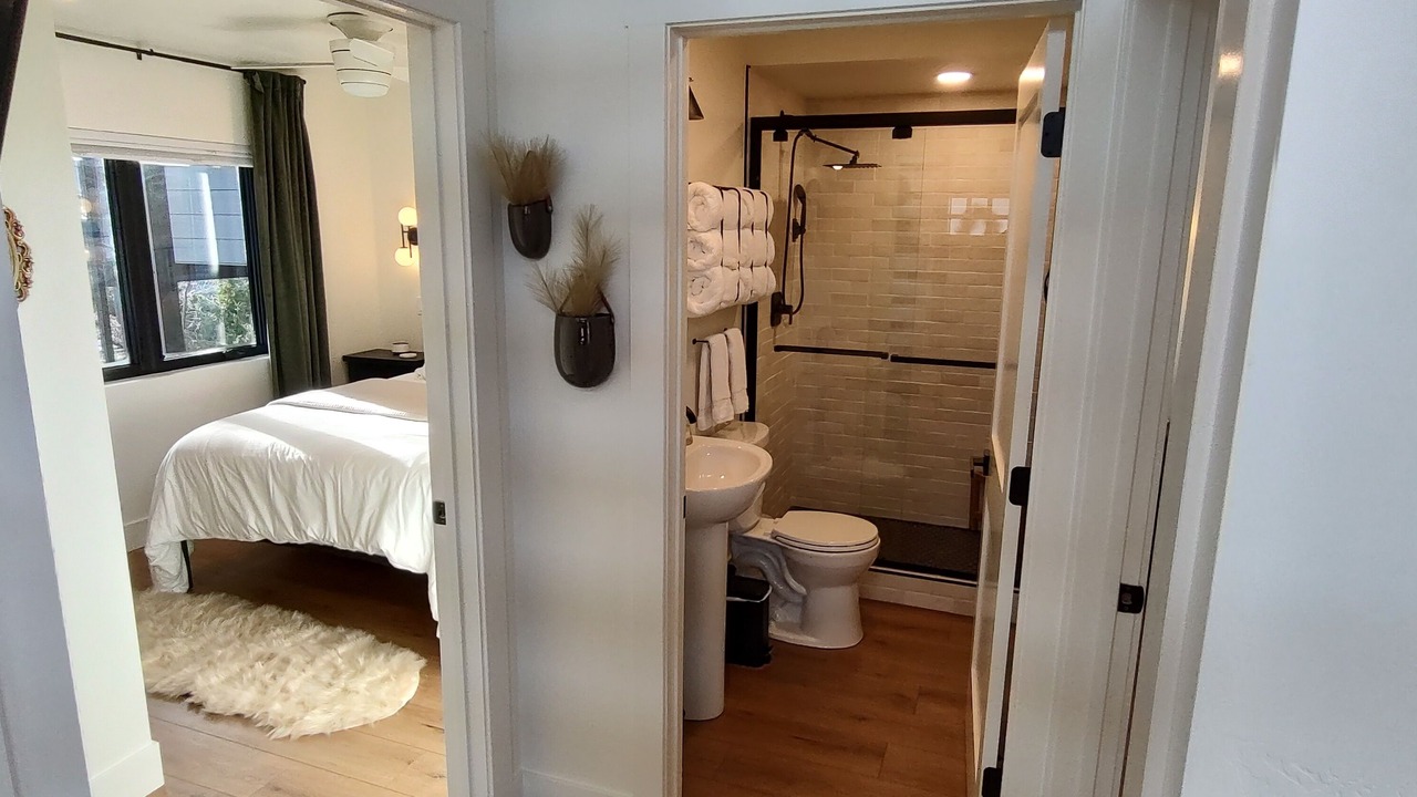 Photo of Bathroom in Farviews - Pattee Canyon