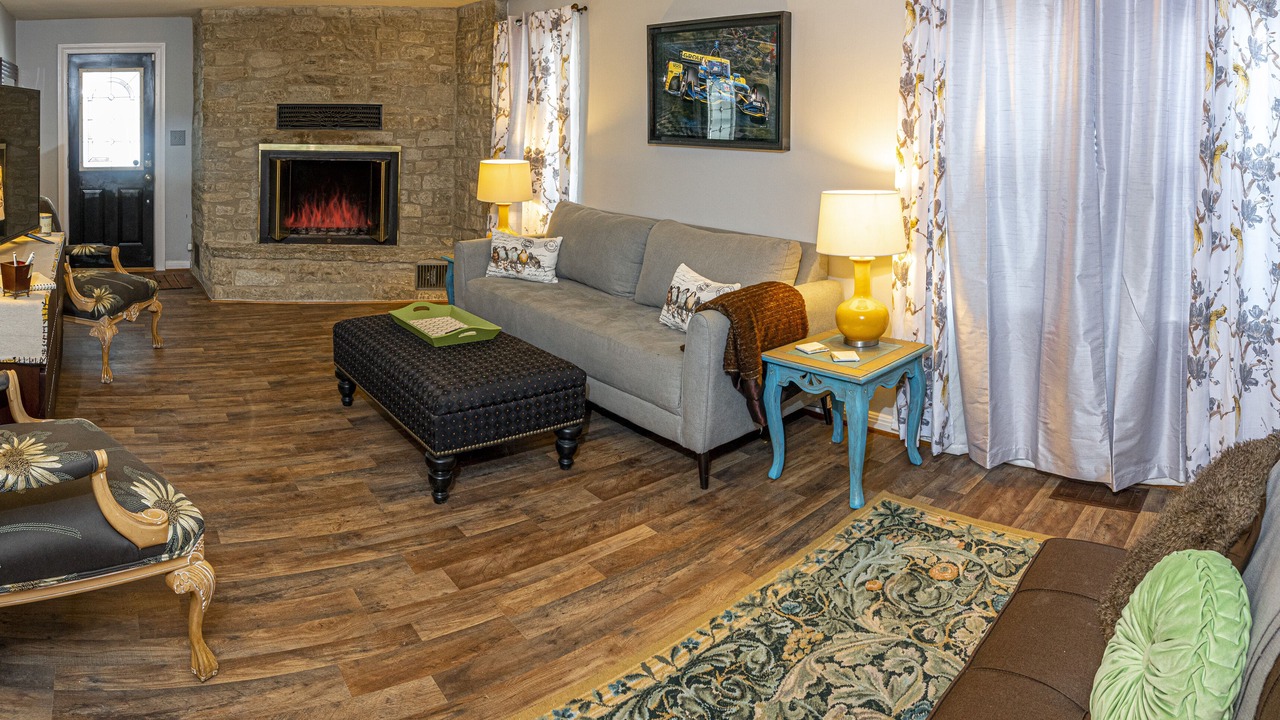 Photo of Livingroom in Speedway
