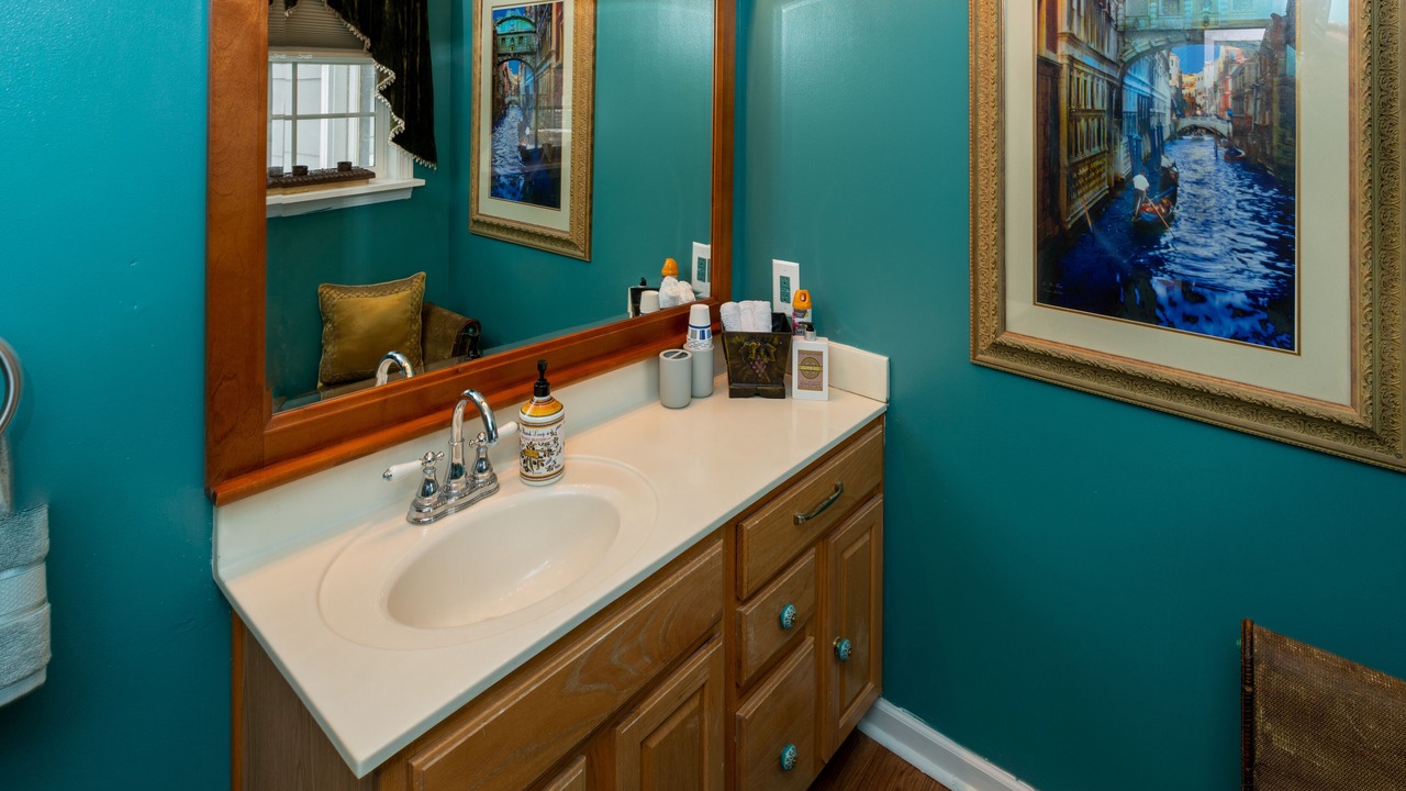 Photo of Bathroom in Speedway