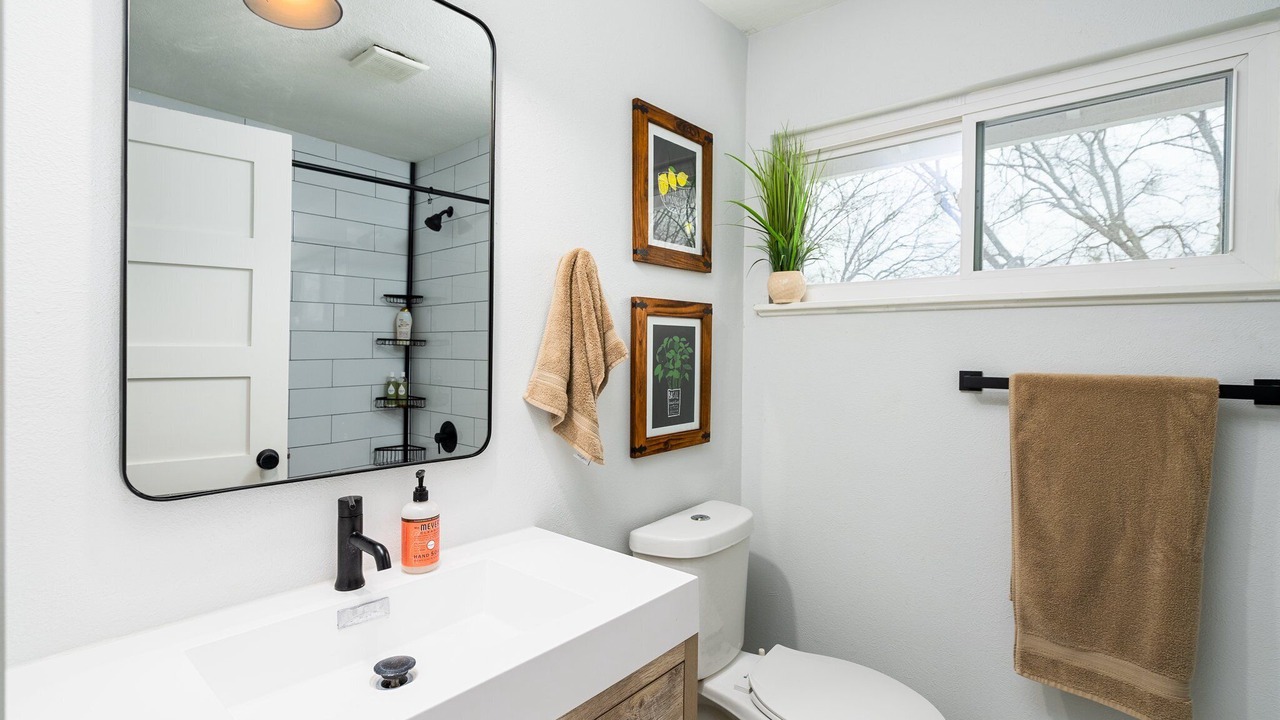 Photo of Bathroom in West Congress
