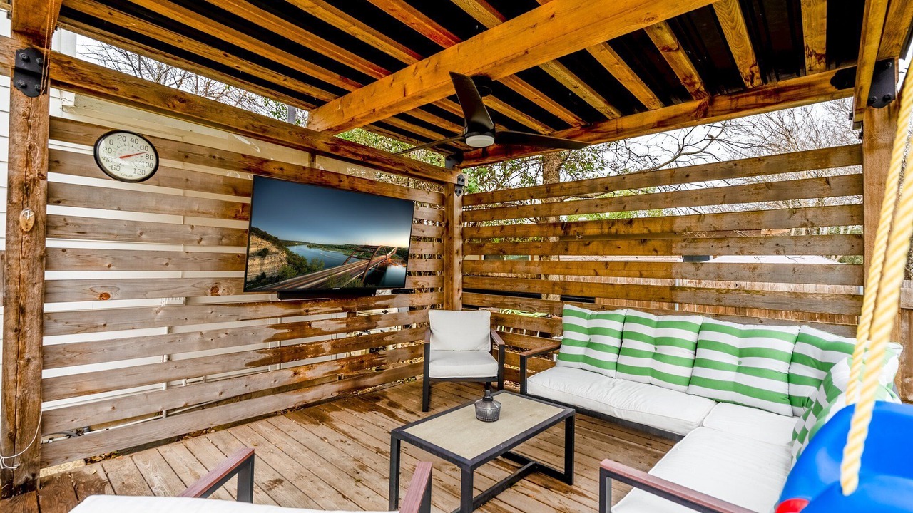 Photo of Outdoor in West Congress