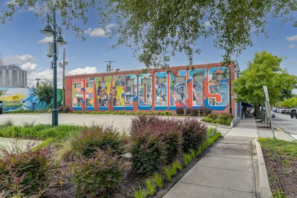 Photo of Outdoor in Five Points