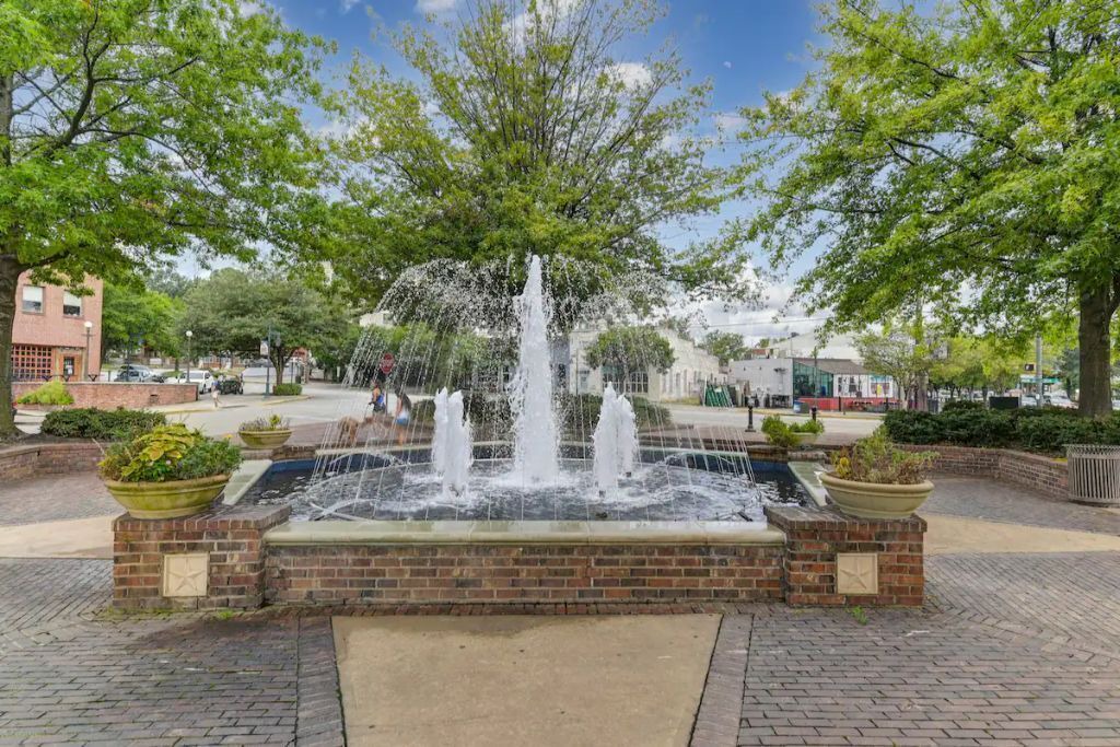 Photo of Outdoor in Five Points