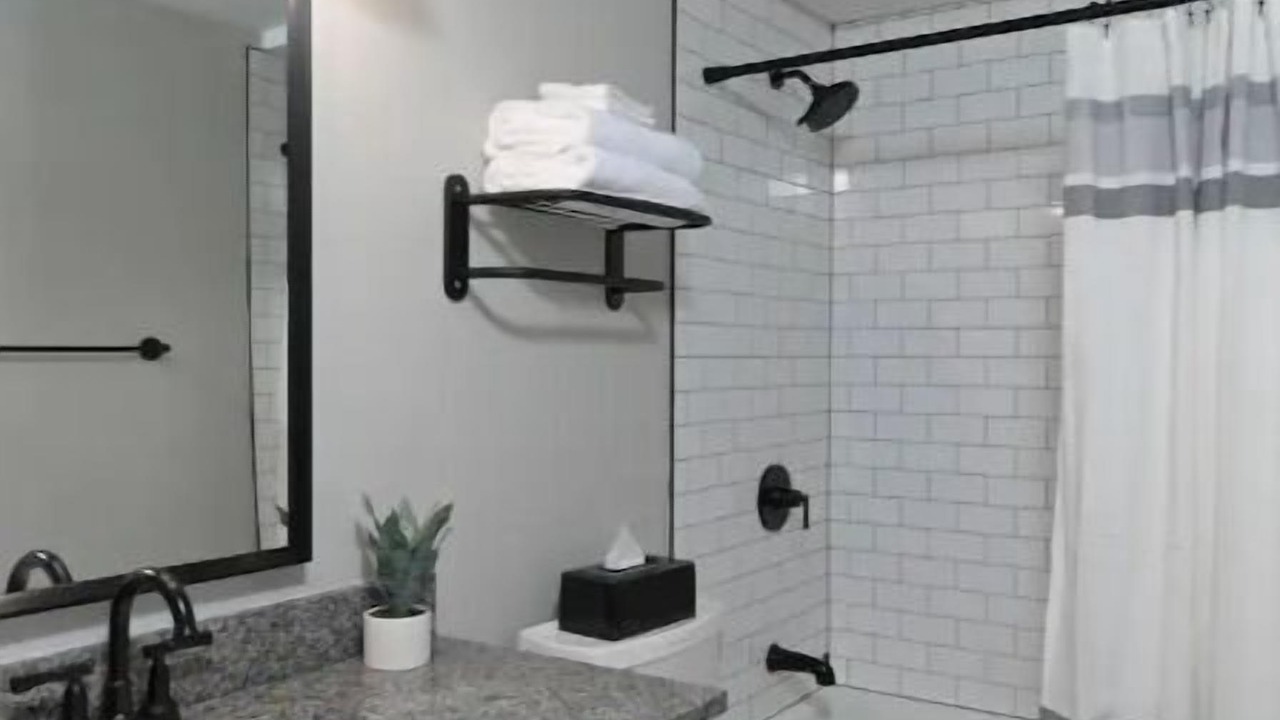 Photo of Bathroom in Five Points