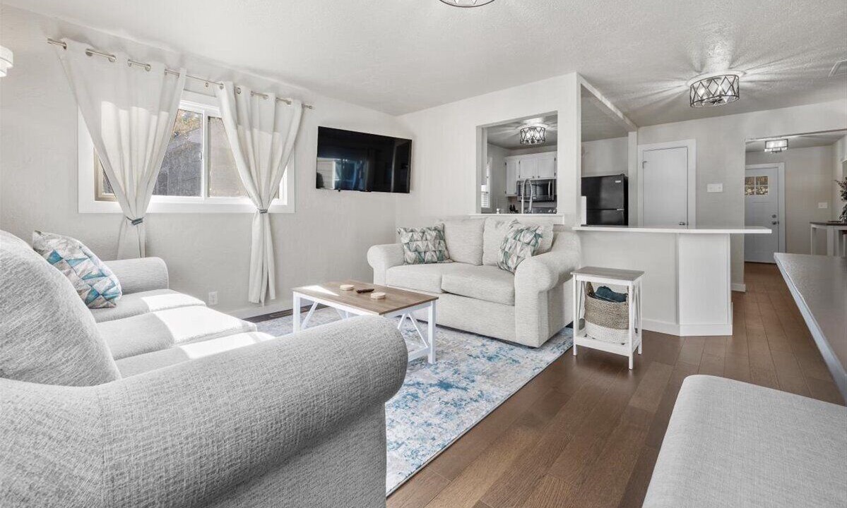 Photo of Livingroom in Sunset