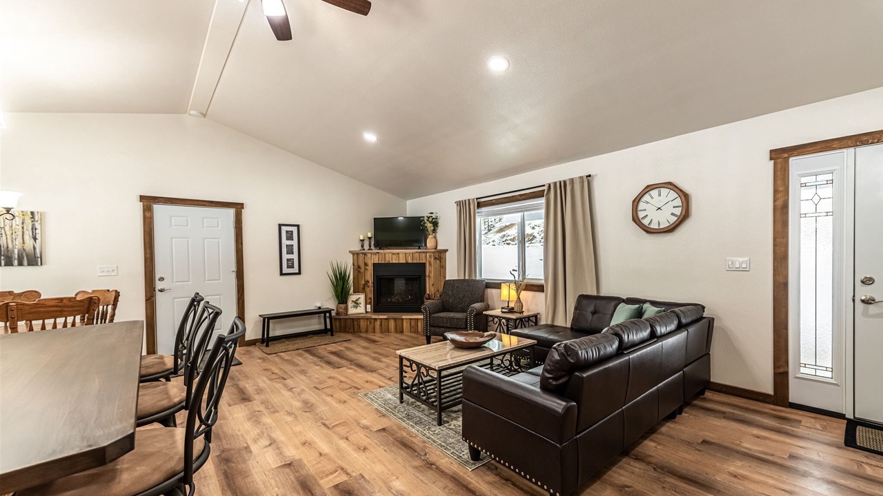 Photo of Livingroom in Superior