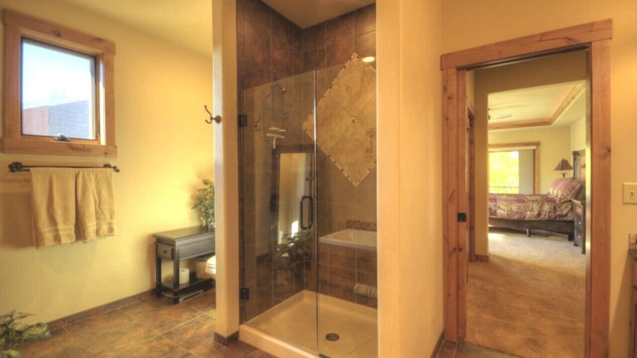 Photo of Bathroom in Red Lodge