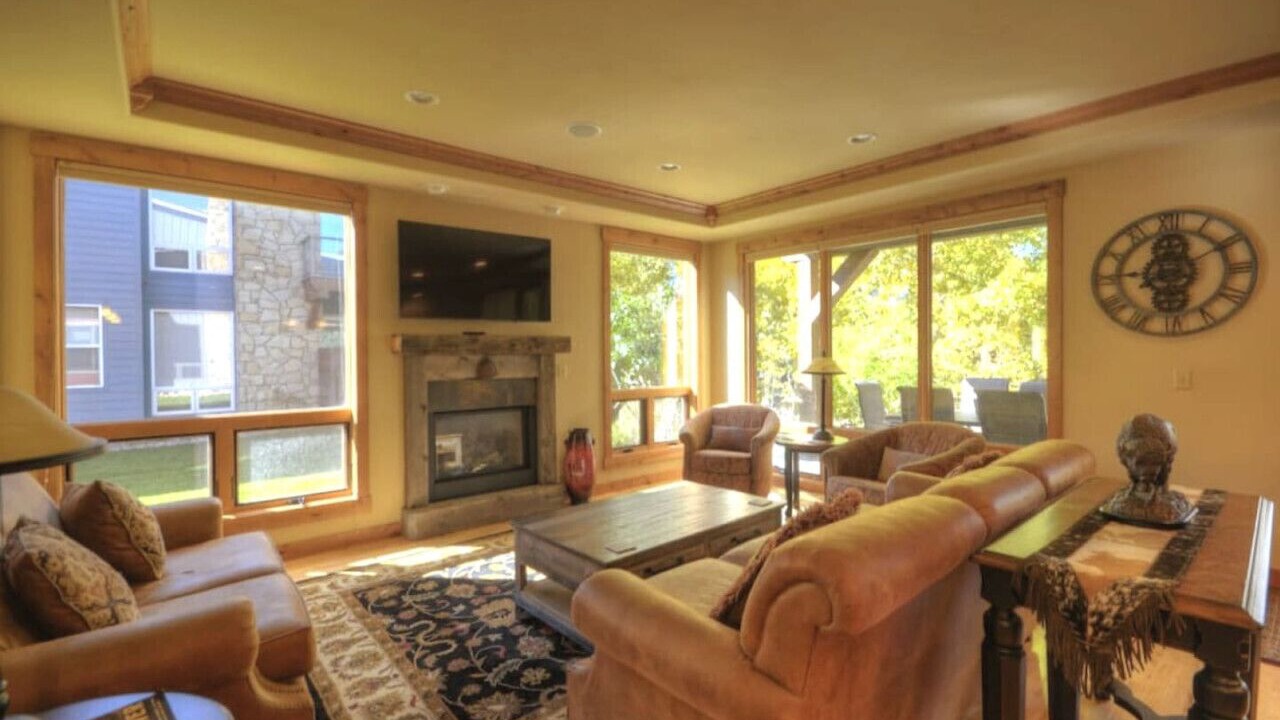 Photo of Livingroom in Red Lodge