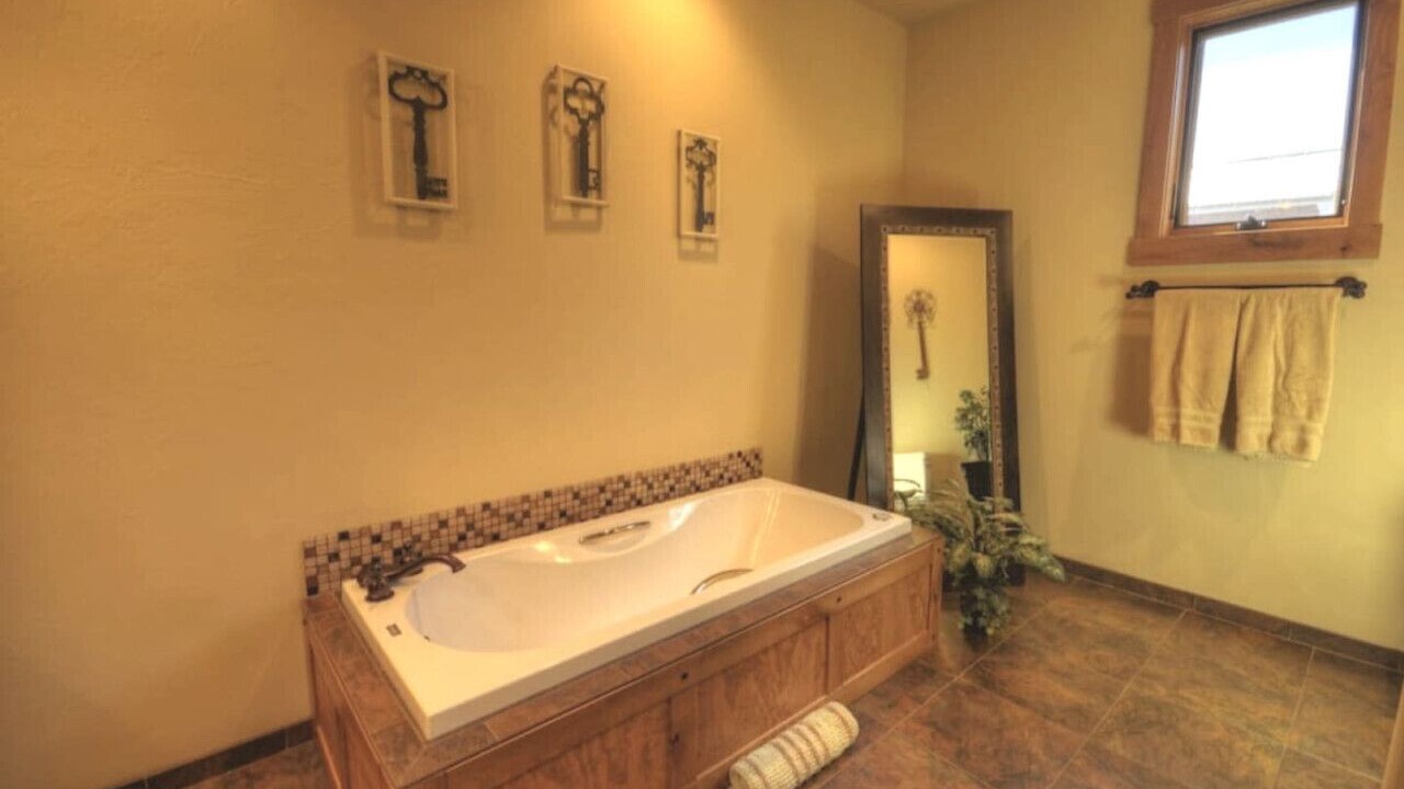 Photo of Bathroom in Red Lodge