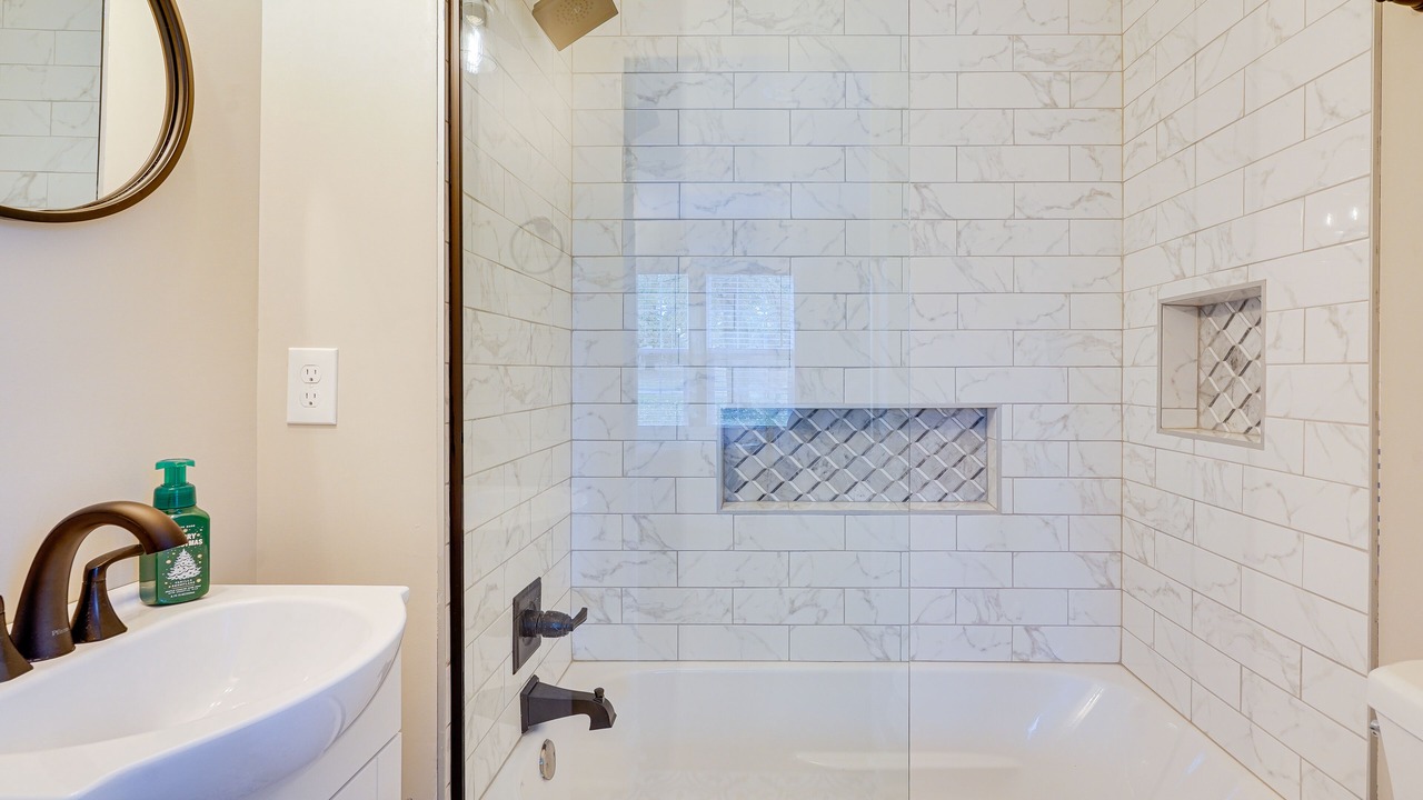 Photo of Bathroom in Powell