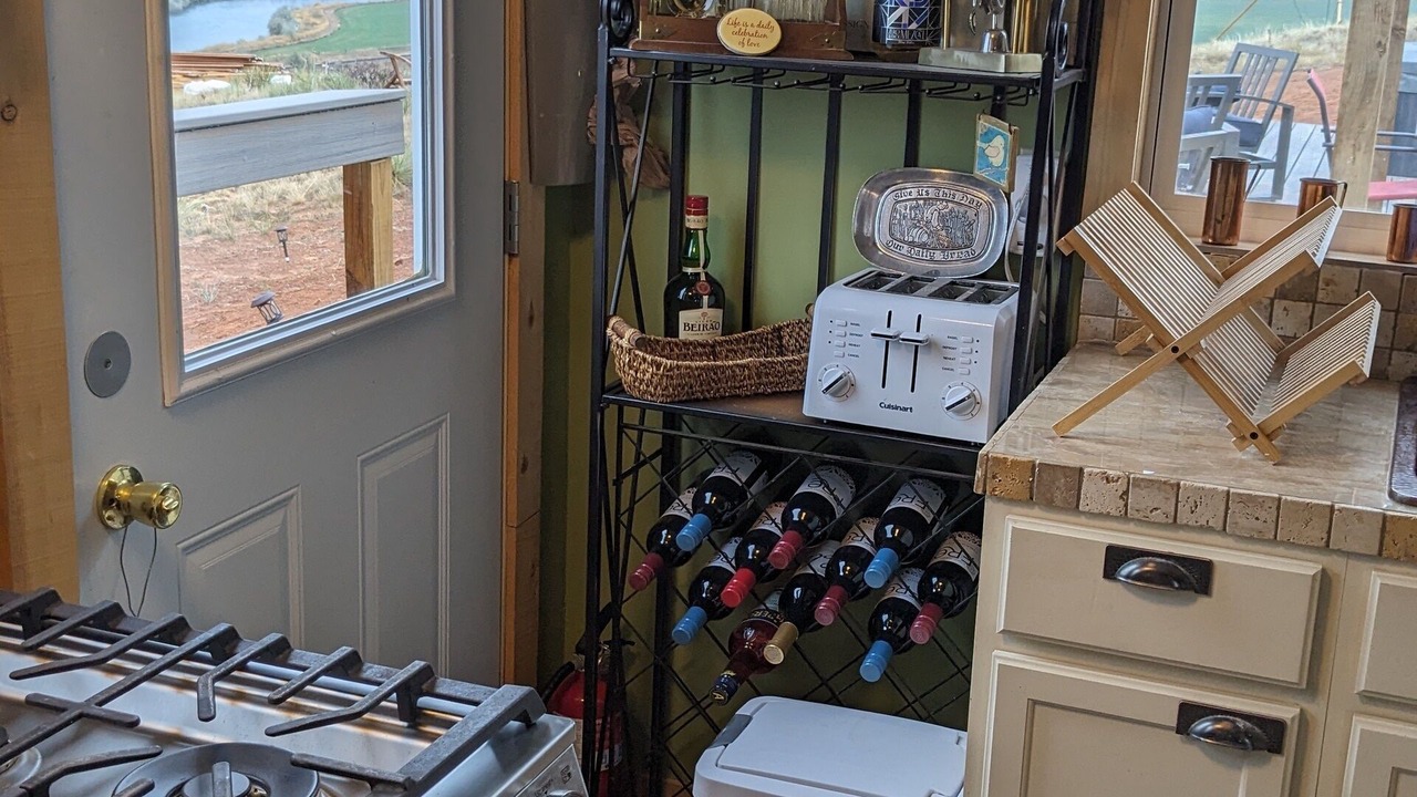Photo of Kitchen in Thermopolis