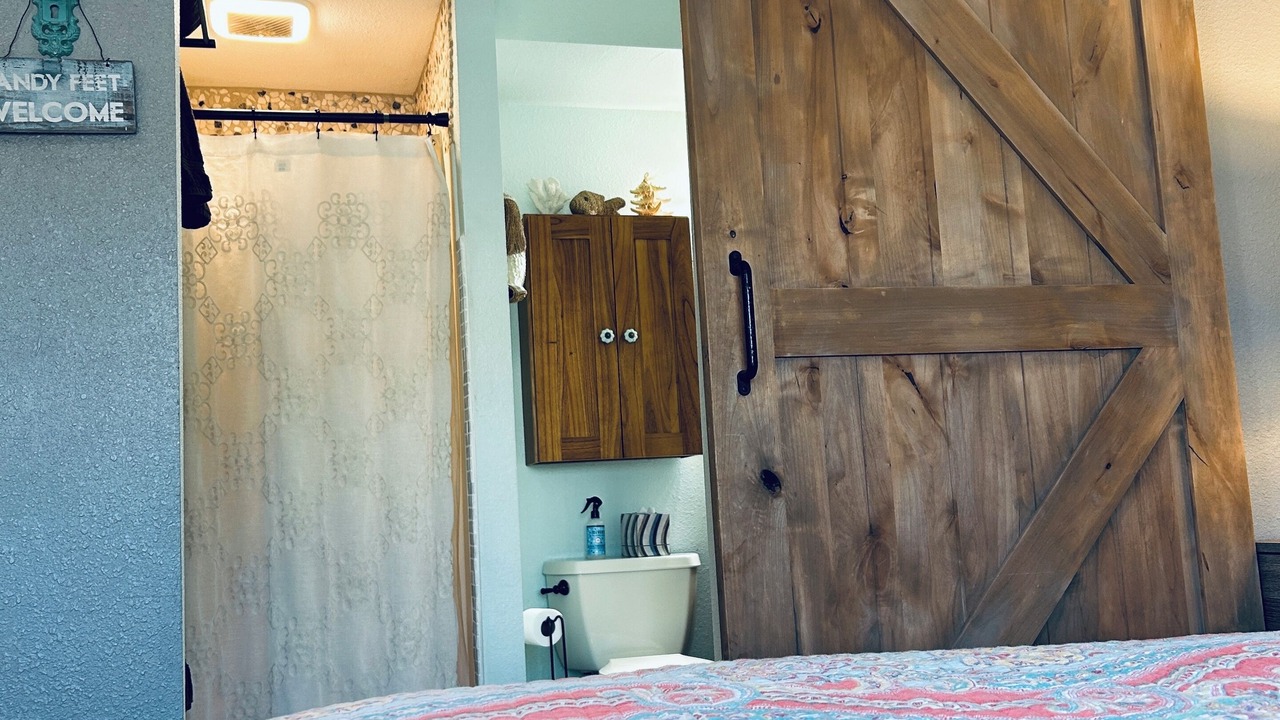 Photo of Bedroom in Pacific Beach