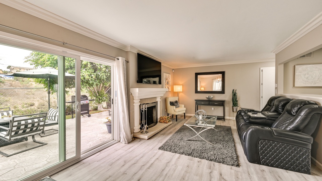 Photo of Livingroom in Oak Park