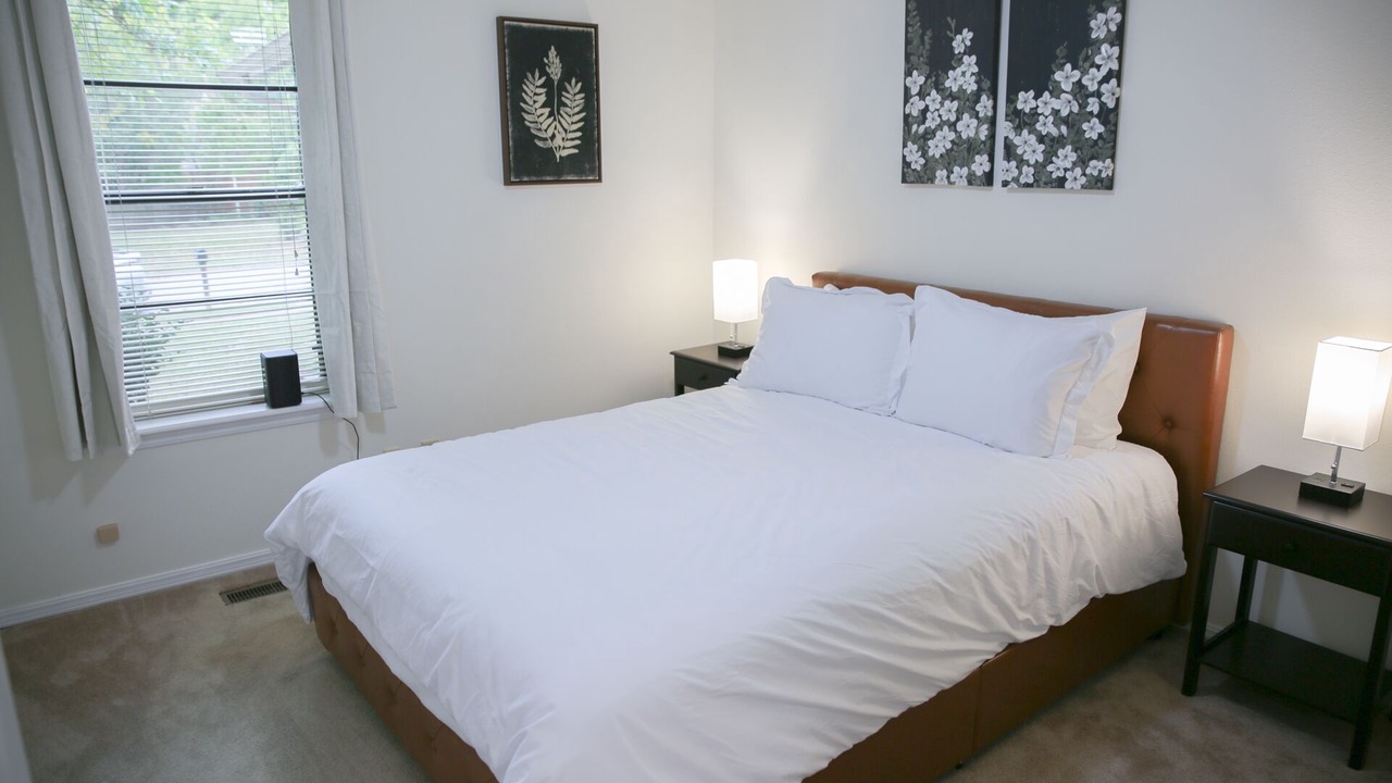 Photo of Bedroom in Broken Arrow