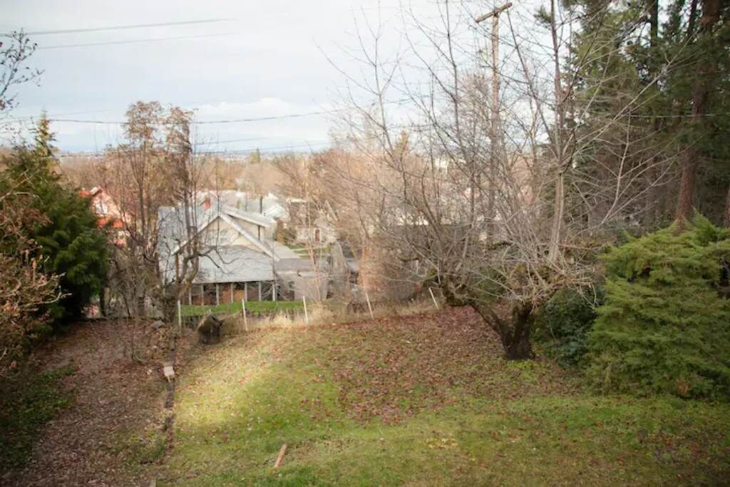 Photo of Outdoor in South Perry District