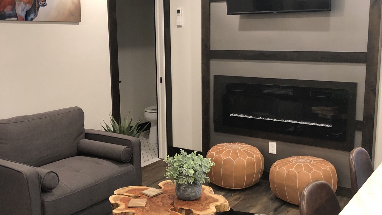Photo of Livingroom in Riverfront