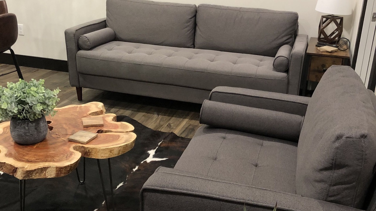Photo of Livingroom in Riverfront