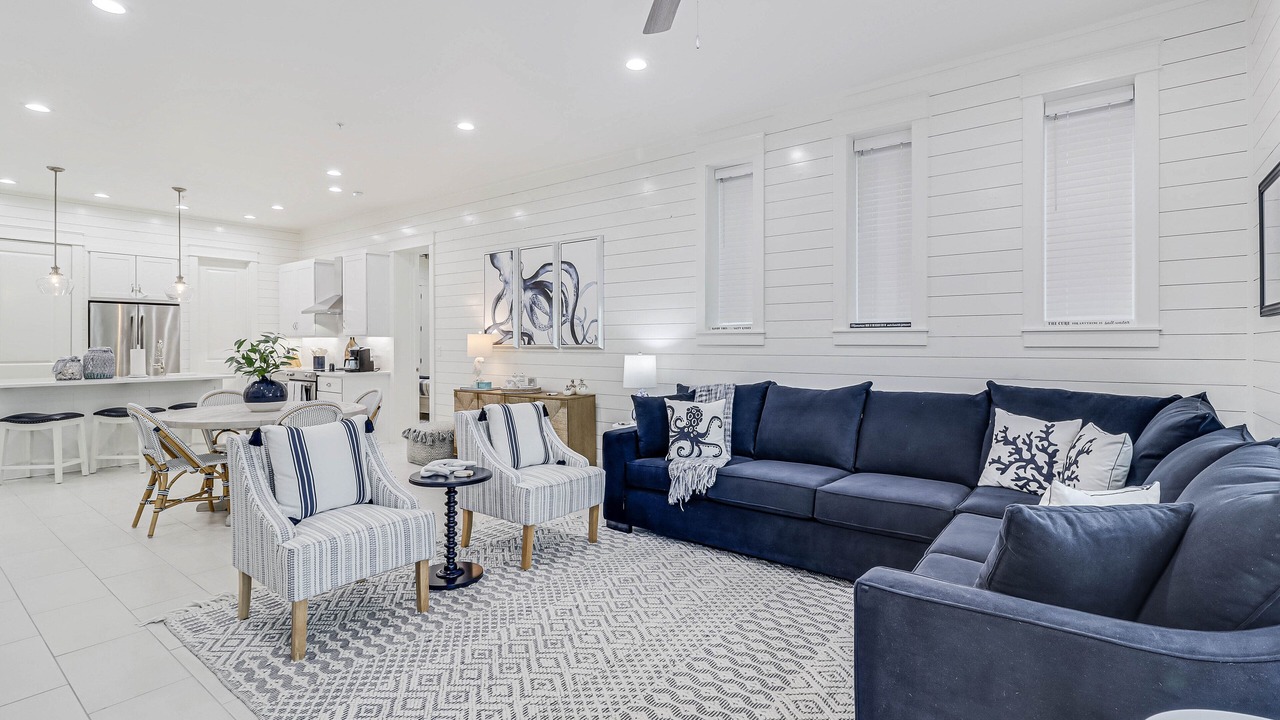 Photo of Livingroom in Cinnamon Shore