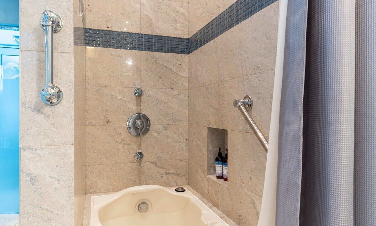 Photo of Bathroom in Mission Beach