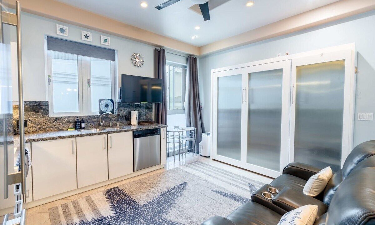 Photo of Livingroom in Mission Beach