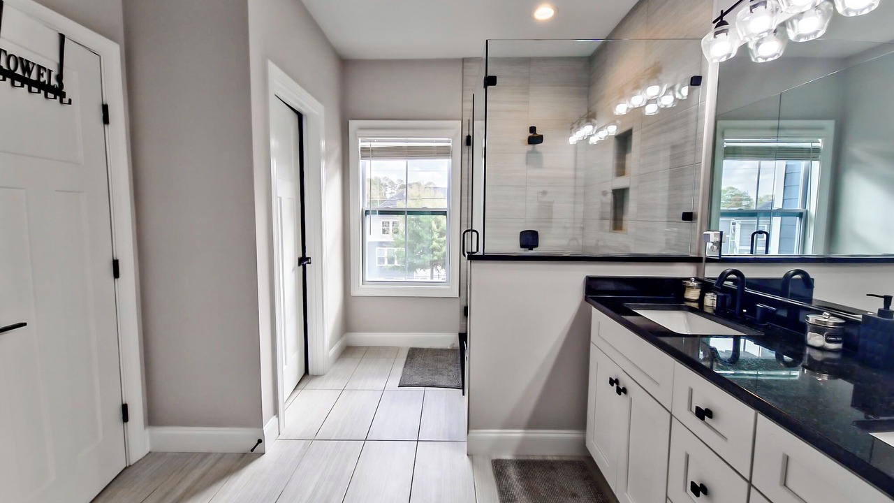 Photo of Bathroom in Sharonbrook