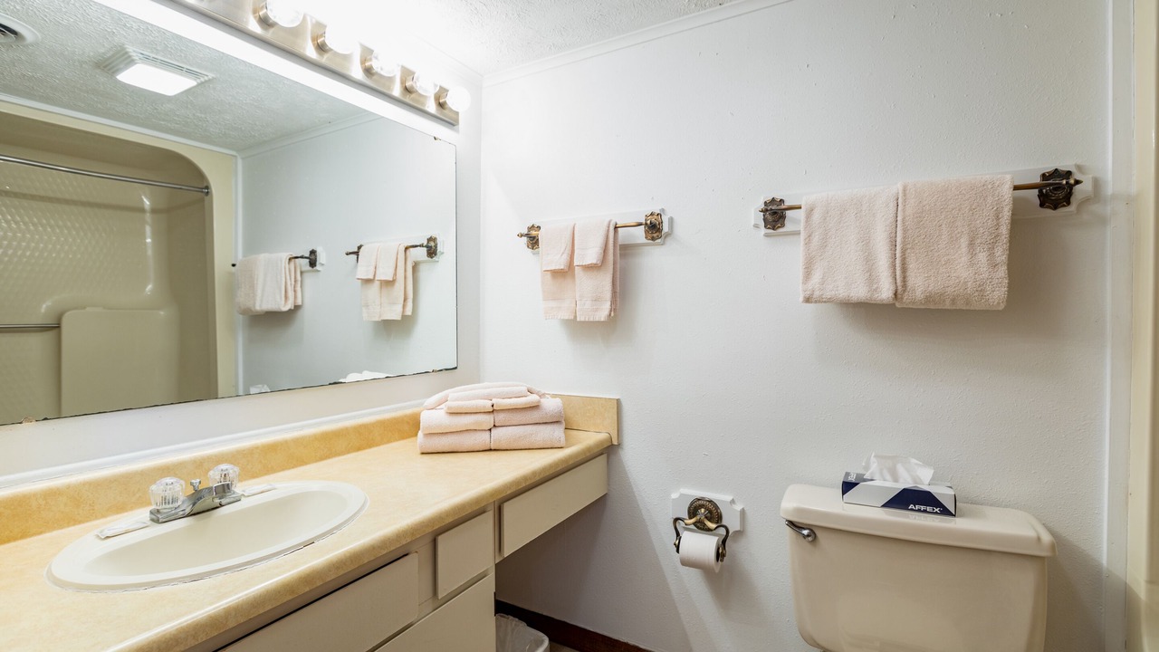 Photo of Bathroom in DuBois
