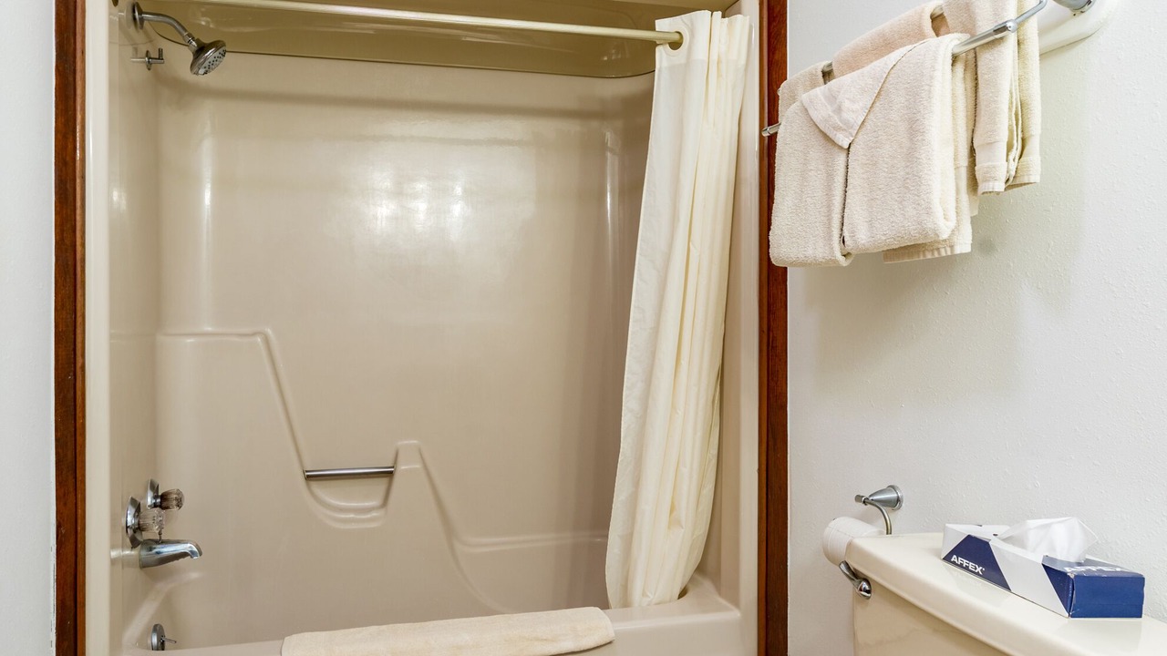 Photo of Bathroom in DuBois