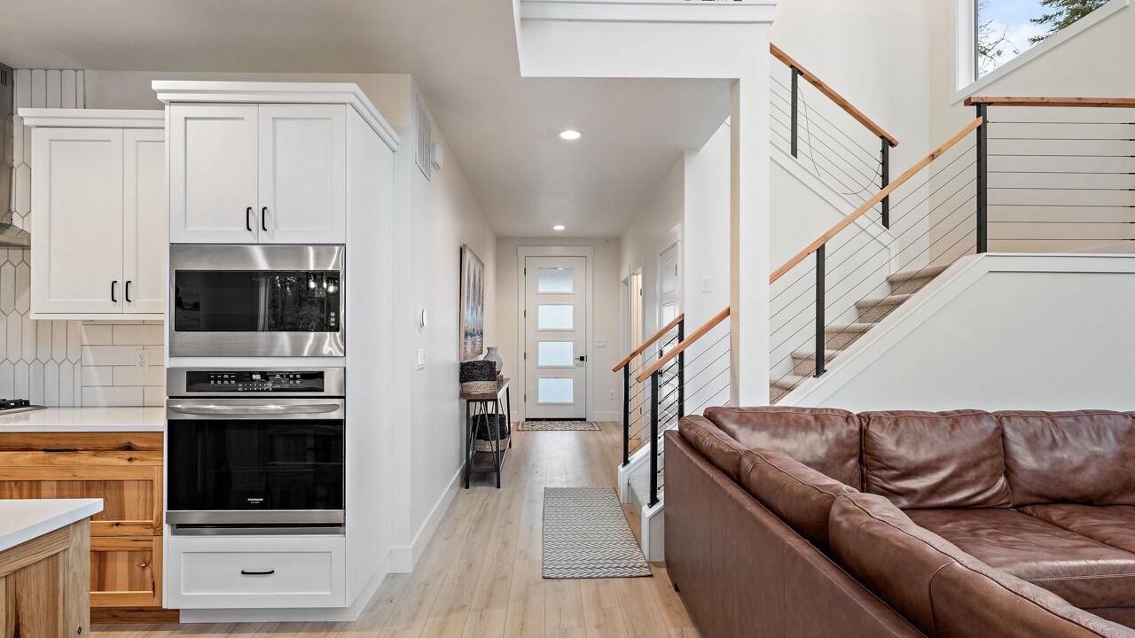 Photo of Livingroom in Donnelly