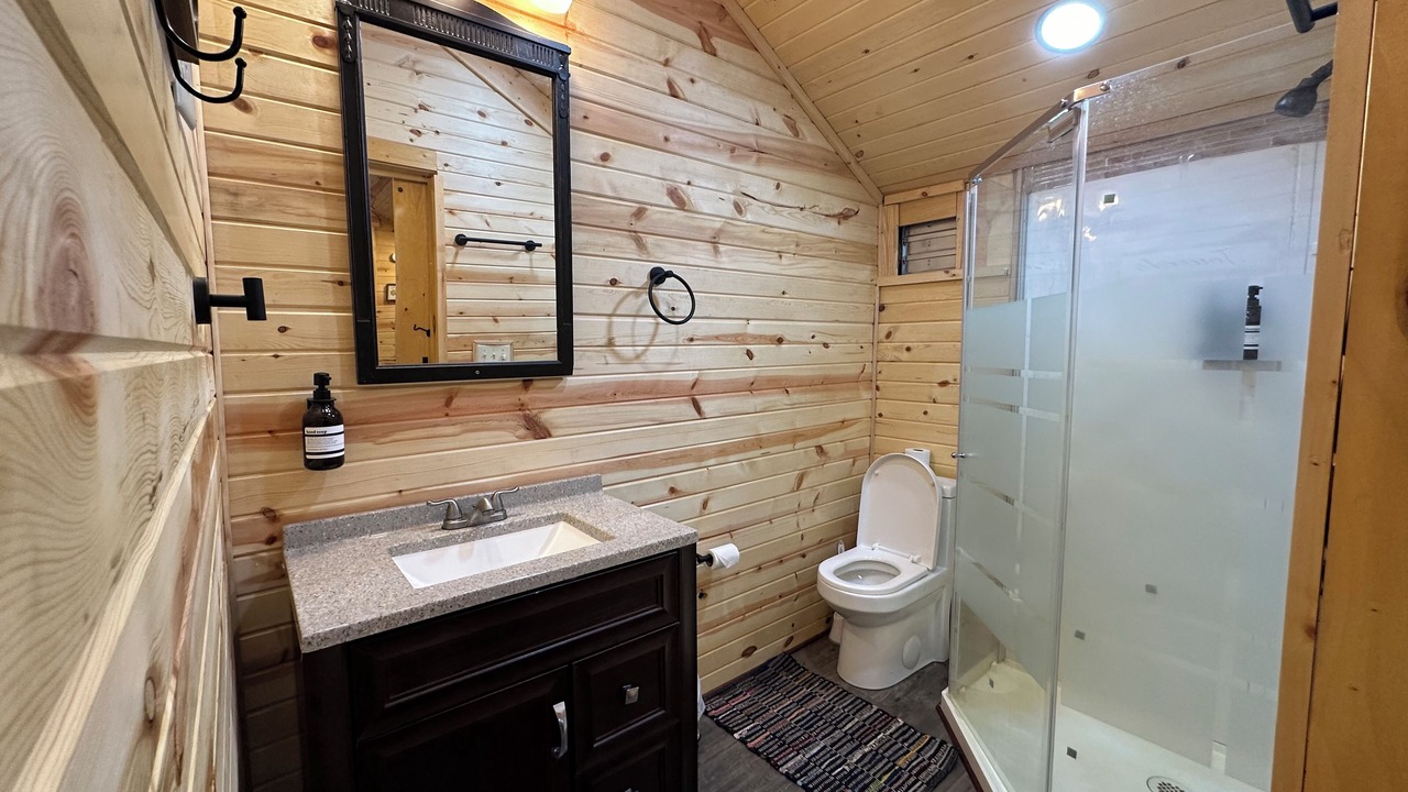 Photo of Bathroom in Laurelville