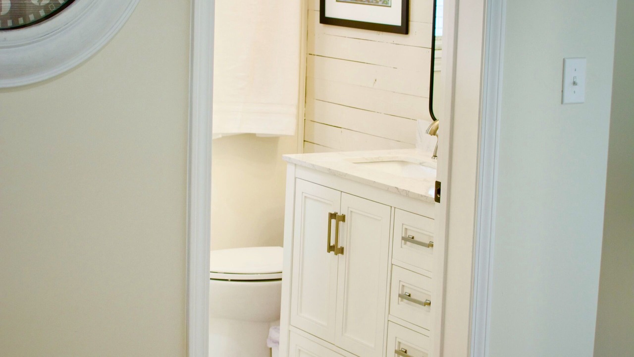 Photo of Bathroom in Iuka