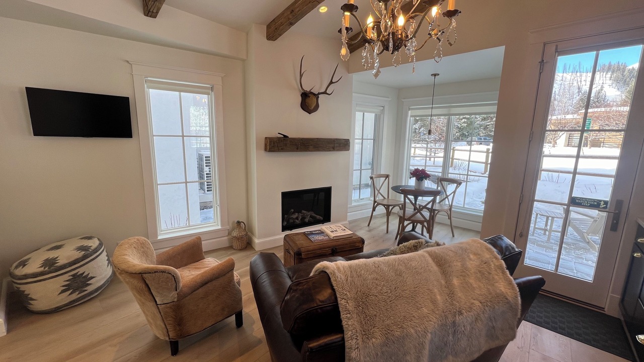 Photo of Bedroom in Warm Springs