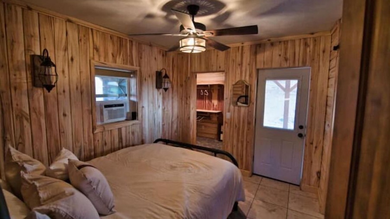 Photo of Bedroom in Monroe