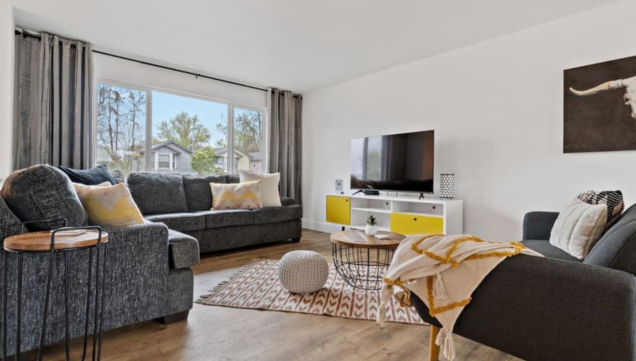 Photo of Livingroom in Winstead Park