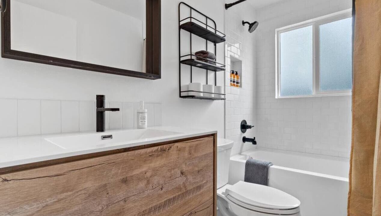 Photo of Bathroom in Winstead Park