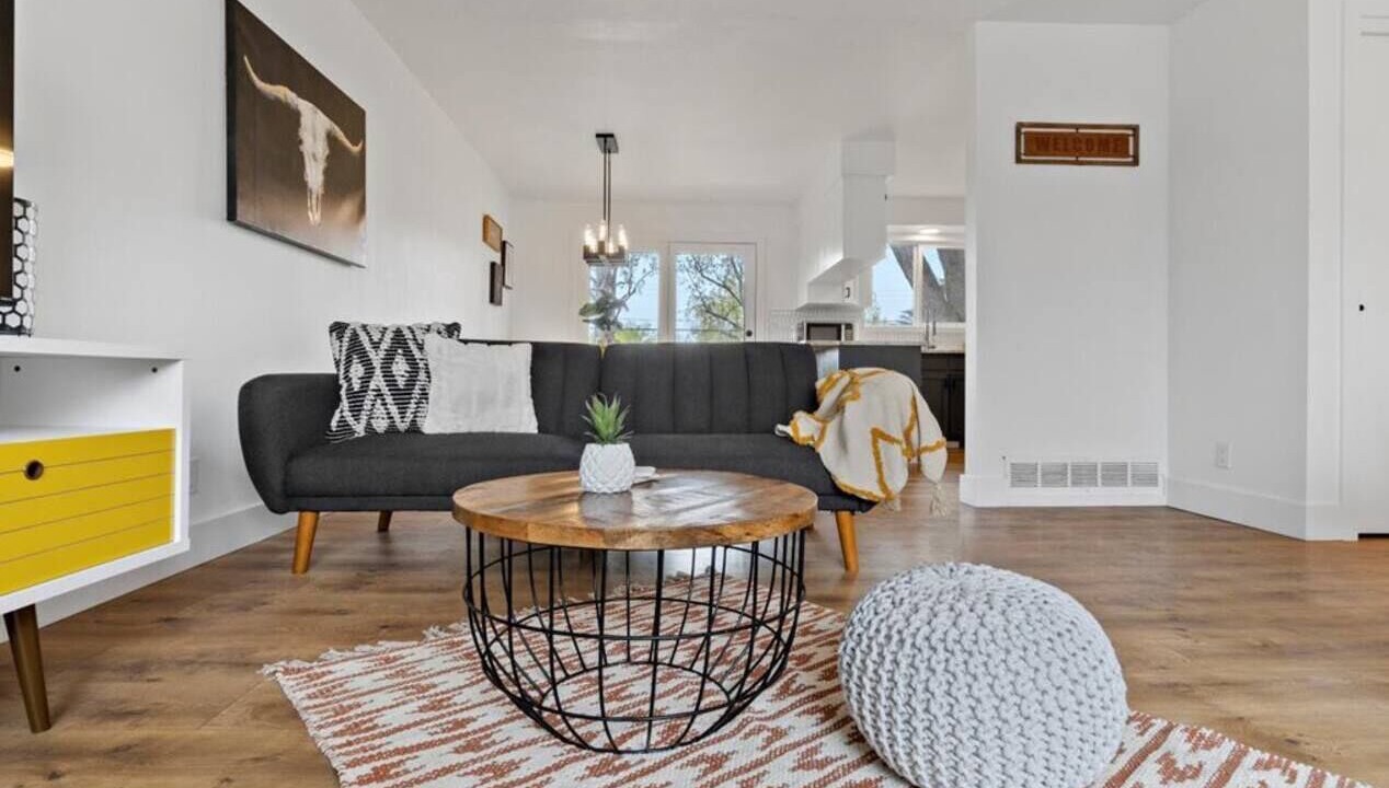 Photo of Livingroom in Winstead Park