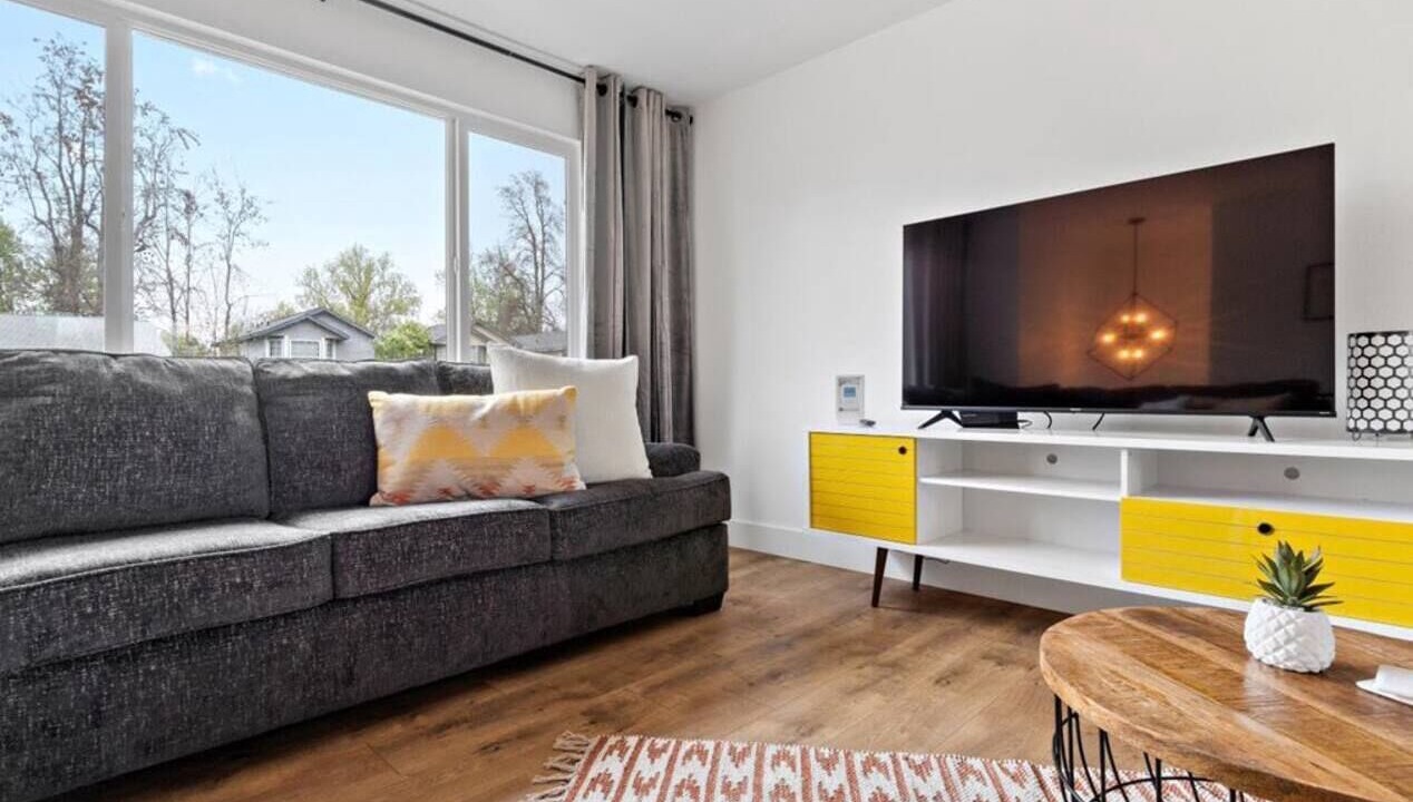 Photo of Livingroom in Winstead Park