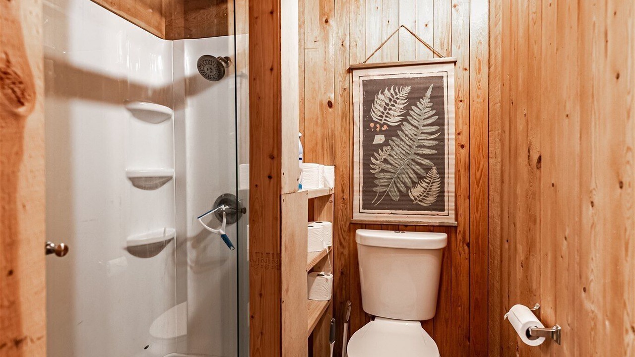 Photo of Bathroom in Superior