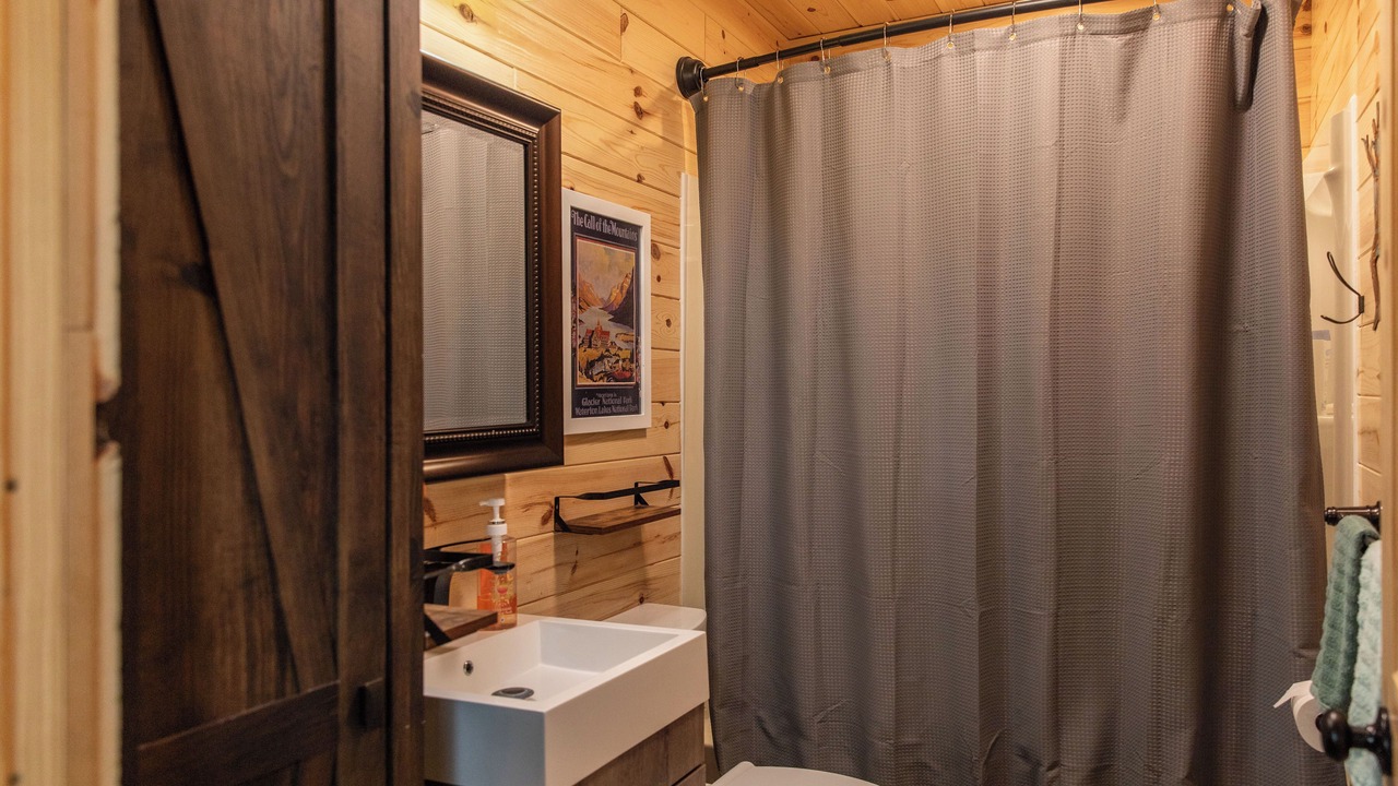 Photo of Bathroom in Babb