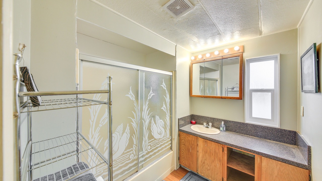 Photo of Bathroom in Libby