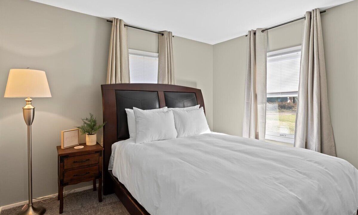Photo of Bedroom in Lake Orion