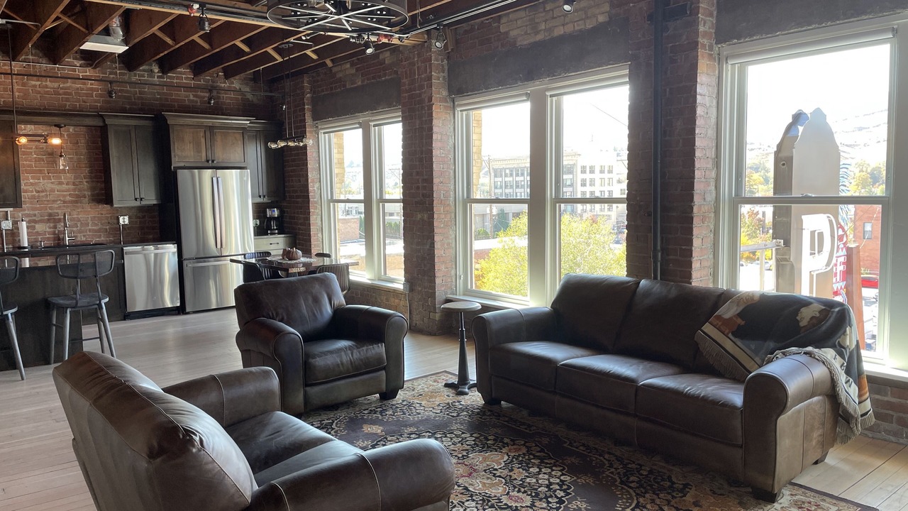 Photo of Livingroom in Old Town Pocatello