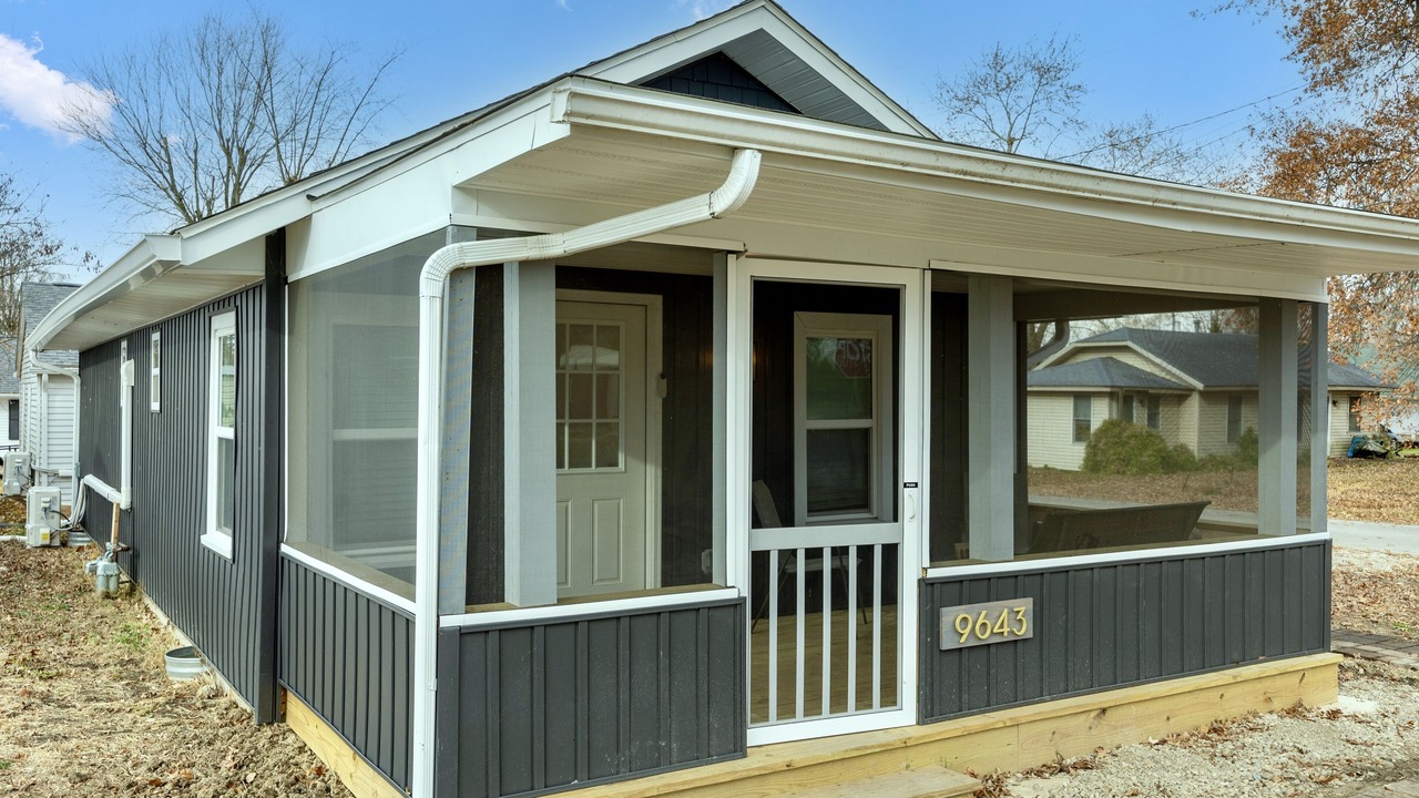 Photo of Outdoor in Lakeview