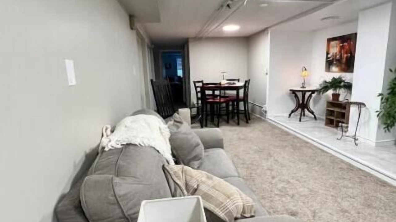 Photo of Livingroom in University District