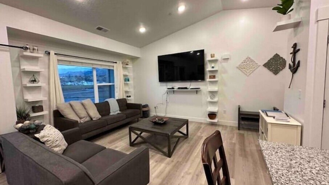 Photo of Livingroom in River Heights
