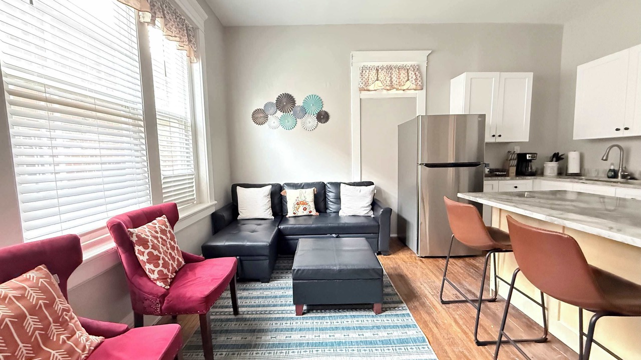 Photo of Livingroom in Museum District