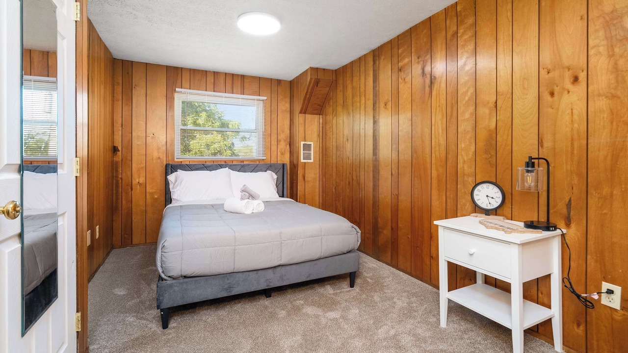 Photo of Bedroom in University District
