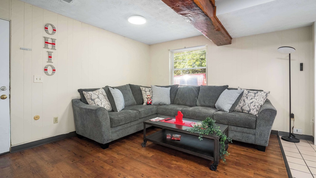 Photo of Livingroom in University District