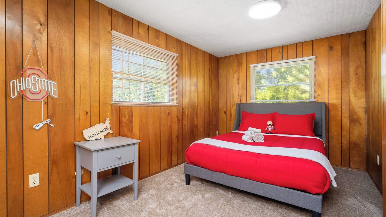 Photo of Bedroom in University District